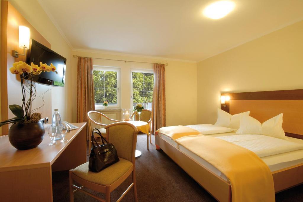 Hotel Bb Haus Neugebauer Garni Geisenheim Habitación foto